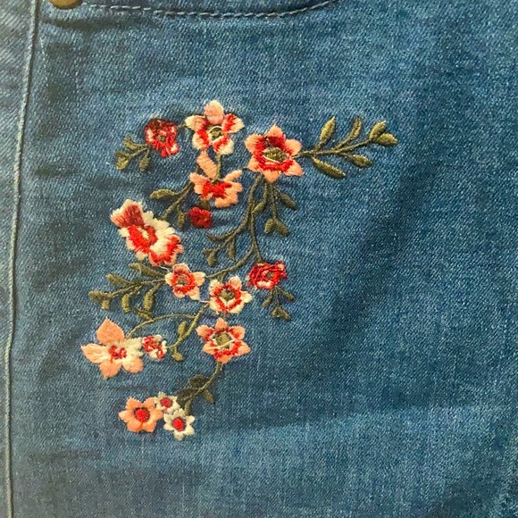 Jean skirt - Picture 2 of 3